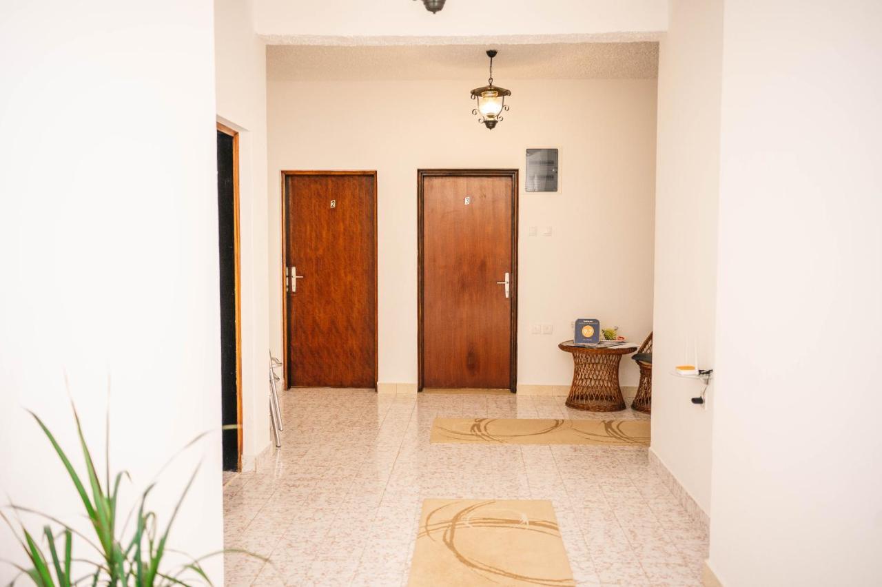 Vila Adriatik Ulcinj Buitenkant foto